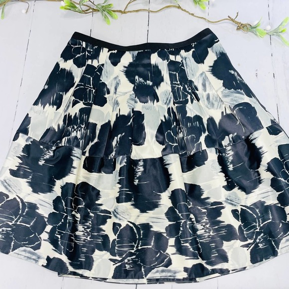The Limited Dresses & Skirts - The Limited Fit & Flare Cream and Black Floral Skirt with POCKETS